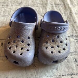 CROCS PURPLE WITH GLITTER GIRLS SIZE 7